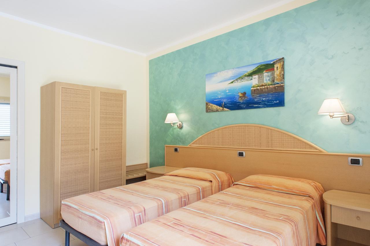 Hotel La Tramontana San Domino Buitenkant foto